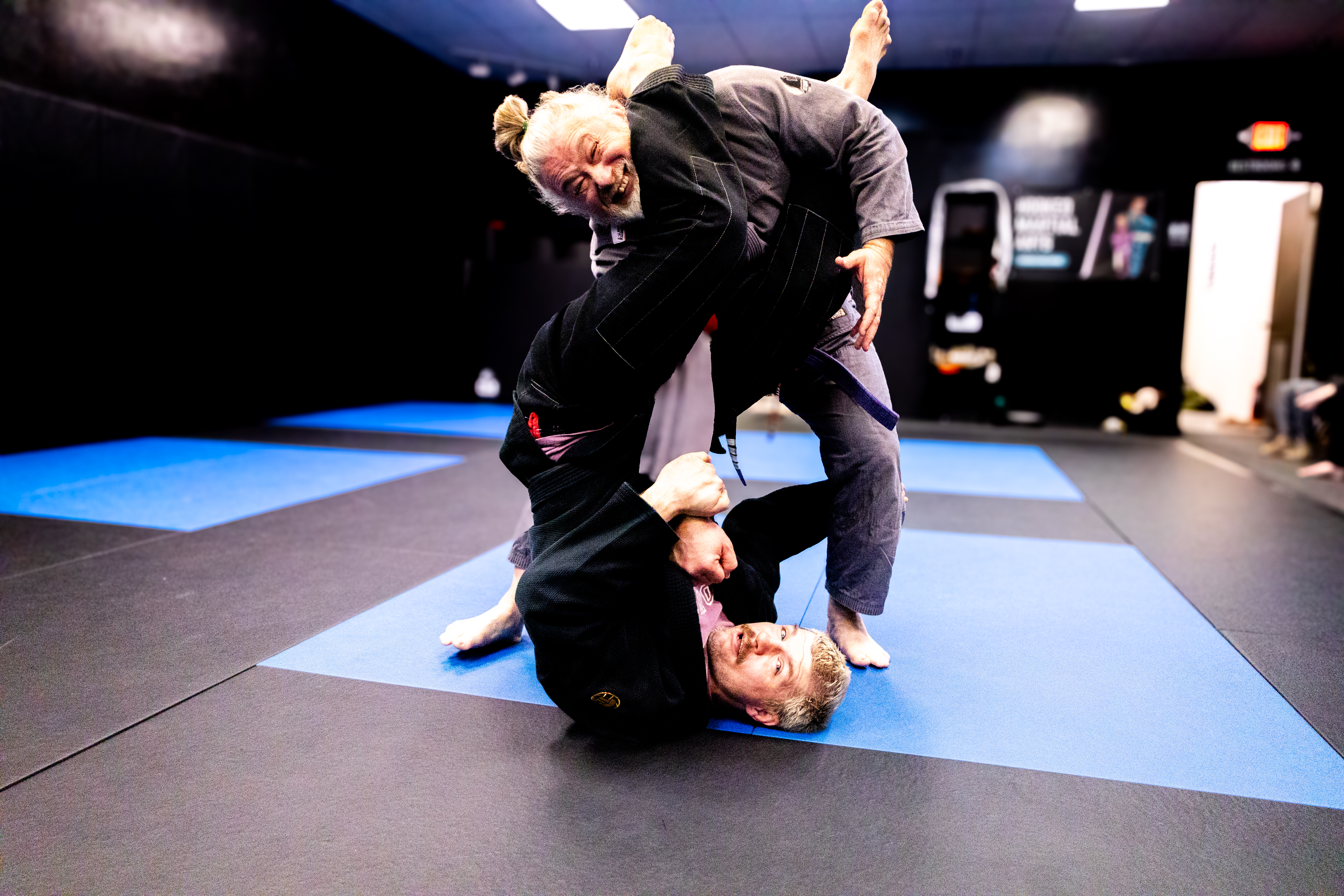 Jiu-Jitsu rolling at Hooked